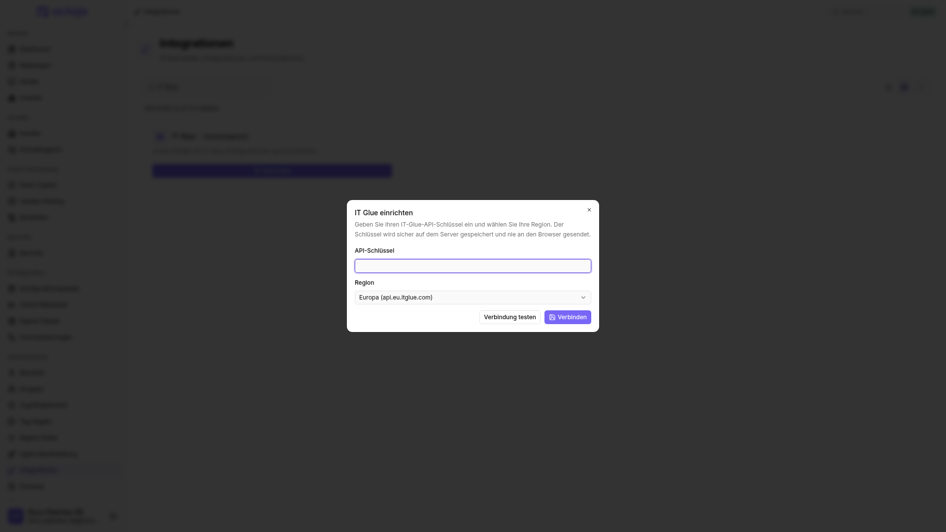 Der Dialog „IT Glue einrichten“ mit den Feldern „API-Schlüssel“ und „Region“ sowie den Schaltflächen „Verbindung testen“ und „Verbinden“.